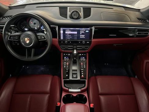 Used 2023 Porsche Macan S AWD/4WD image 16