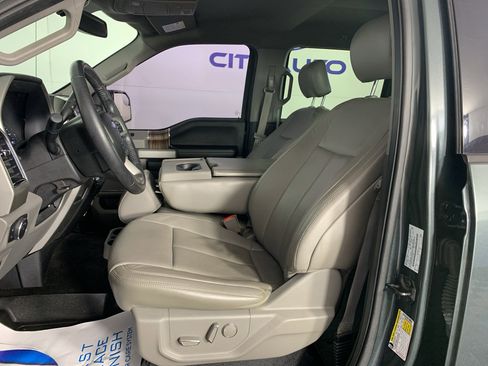 Used 2018 Ford F150 Lariat image 16