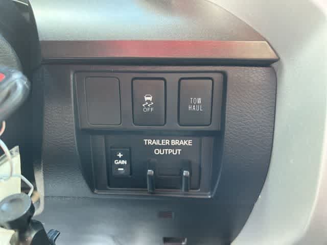 Used 2019 Toyota Tundra SR5 w/ SX Package AWD/4WD image 28