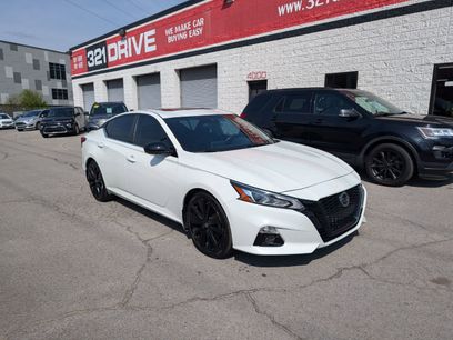 Used 2022 Nissan Altima 2.5 SR w/ Midnight Edition Package