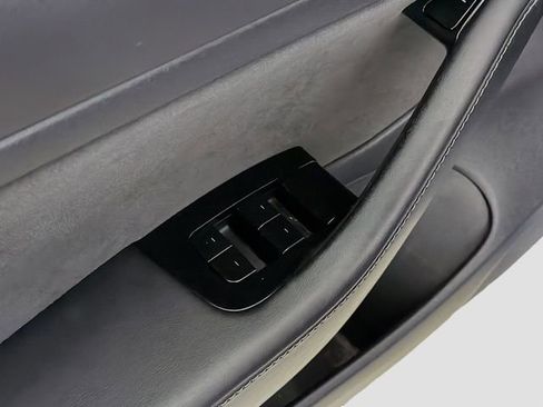 Used 2020 Tesla Model 3 Standard Range RWD image 20