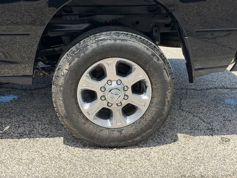 Certified 2024 RAM 2500 Big Horn AWD/4WD image 11