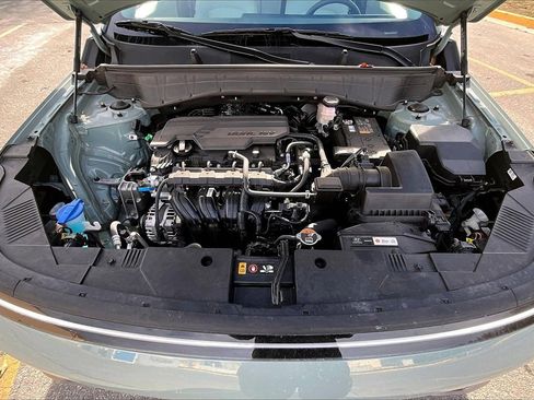 Used 2025 Hyundai Kona SE image 10