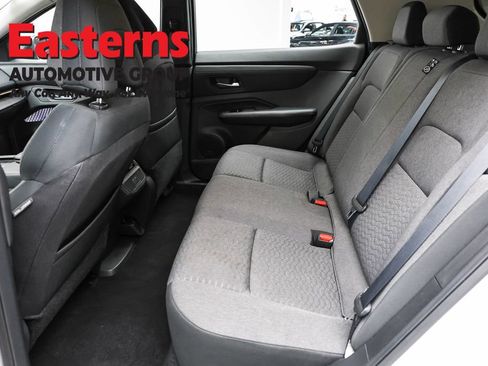 Used 2023 Nissan Ariya FWD image 18