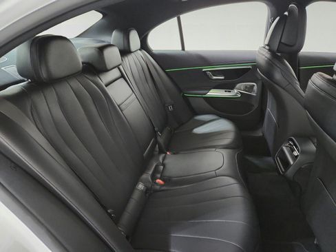 Used 2026 Mercedes-Benz E 350 Sedan image 21