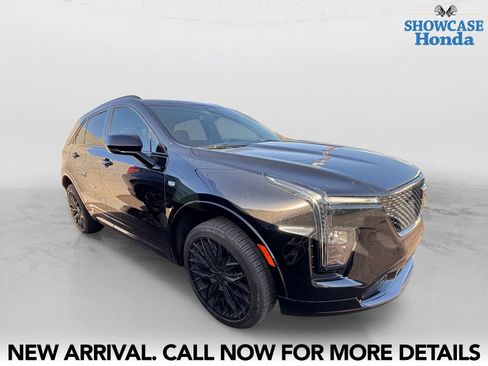 Used 2024 Cadillac XT4 Sport FWD image 6