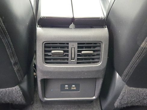 Used 2022 Nissan Rogue SV w/ SV Premium Package FWD image 24