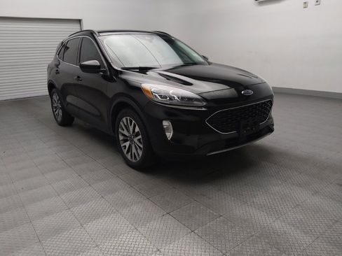 Used 2022 Ford Escape Titanium AWD/4WD image 13