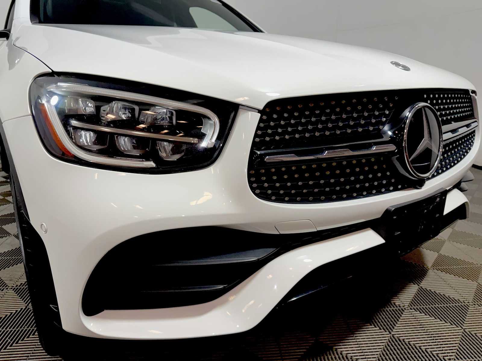 Used 2021 Mercedes-Benz GLC 300 4MATIC image 25