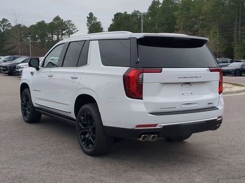 New 2026 GMC Yukon Denali w/ Sun & Power Step Package image 8