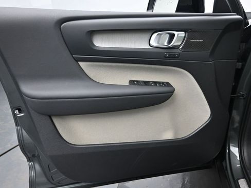 New 2026 Volvo XC40 B5 Ultra w/ Climate Package image 23