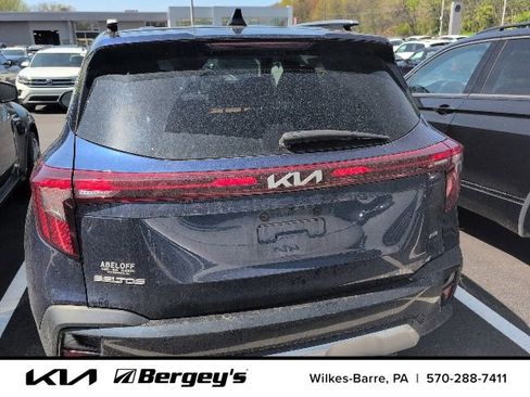 Certified 2024 Kia Seltos EX AWD/4WD image 11
