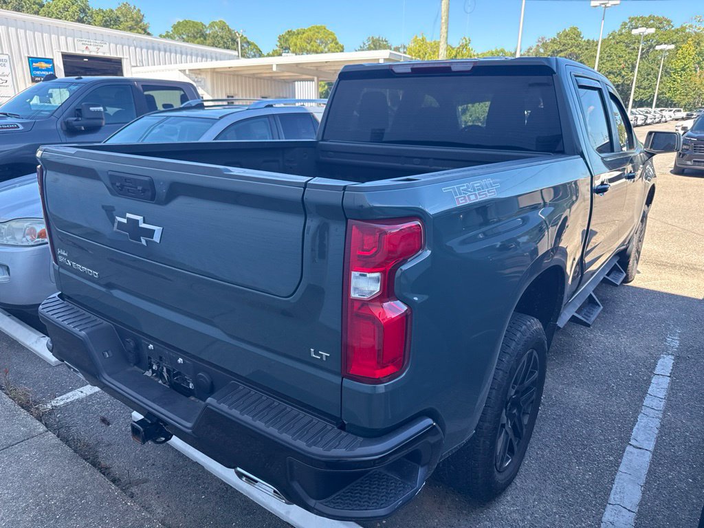 Used 2025 Chevrolet Silverado 1500 LT Trail Boss w/ Protection Package AWD/4WD image 5