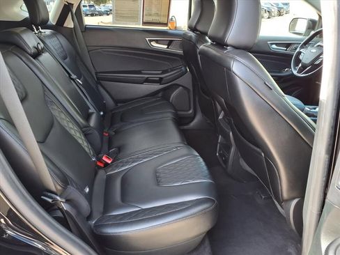 Used 2023 Ford Edge Titanium AWD/4WD image 13