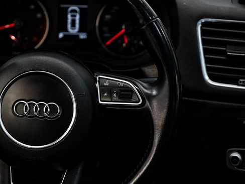 Used 2018 Audi Q3 2.0T Premium w/ Convenience Package image 23