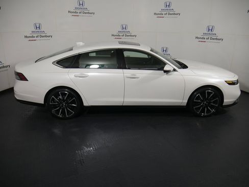 New 2026 Honda Accord Touring image 4