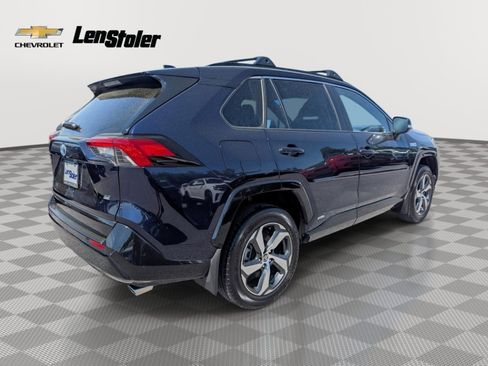 Used 2024 Toyota RAV4 SE w/ Weather & Moonroof Package AWD/4WD image 5