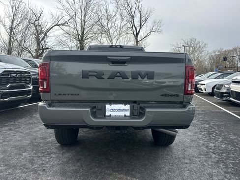 New 2026 RAM 2500 Limited AWD/4WD image 17