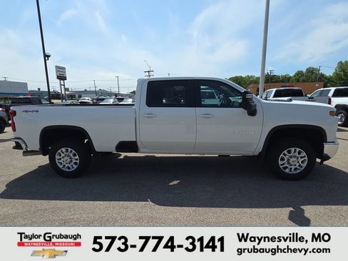 Used 2024 Chevrolet Silverado 3500 LT AWD/4WD image 10