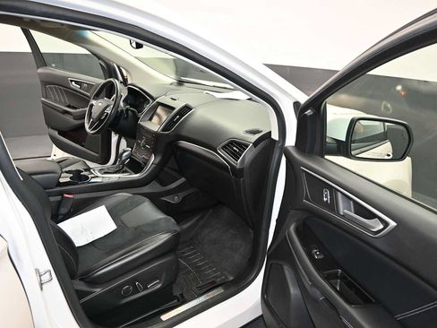 Used 2015 Ford Edge Sport w/ Equipment Group 401A AWD/4WD image 32