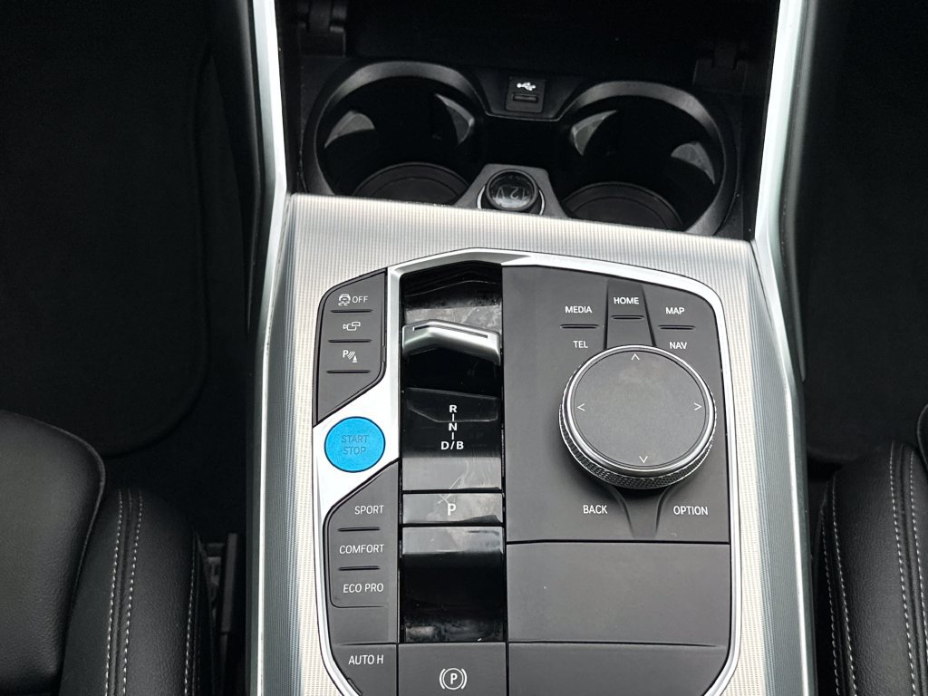 Used 2023 BMW i4 eDrive40 w/ Parking Assistance Package RWD image 21