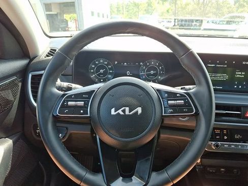 Certified 2024 Kia Seltos EX AWD/4WD image 22