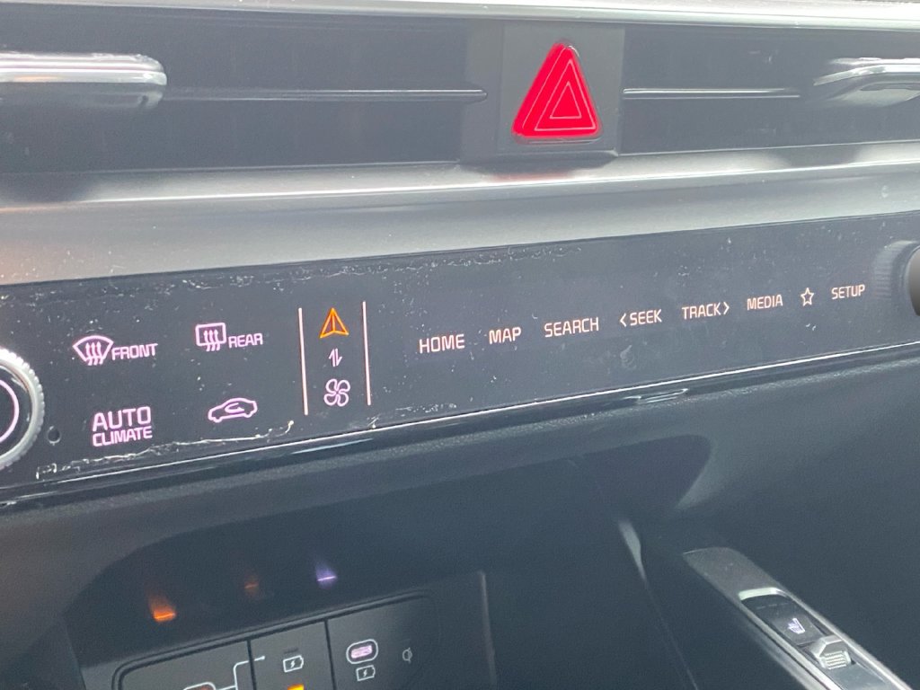 Used 2026 Kia Sorento EX w/ EX Premium Package FWD image 17