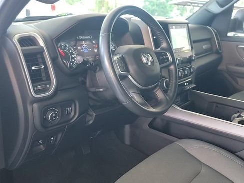 Used 2022 RAM 1500 Big Horn AWD/4WD image 9