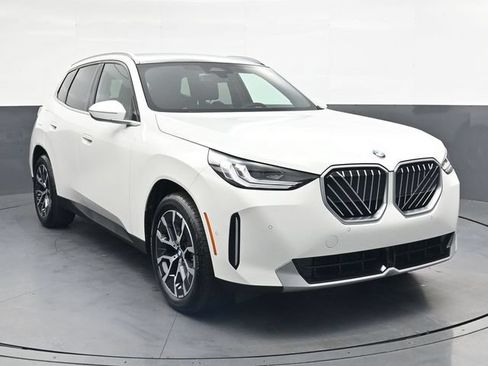 Used 2026 BMW X3 xDrive30i w/ Convenience Package AWD/4WD image 2