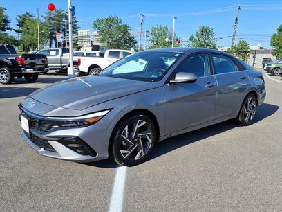 Used 2025 Hyundai Elantra Limited
