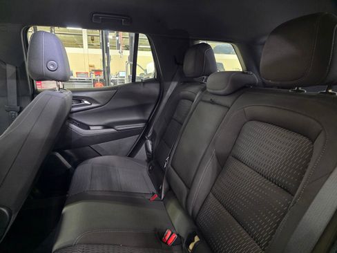 Used 2025 Chevrolet Equinox LT image 14