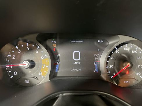 Used 2025 Jeep Compass Limited AWD/4WD image 17