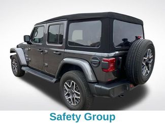 Used 2024 Jeep Wrangler Unlimited Sahara w/ Safety Group AWD/4WD video 3