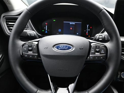New 2026 Ford Escape SE FWD image 28