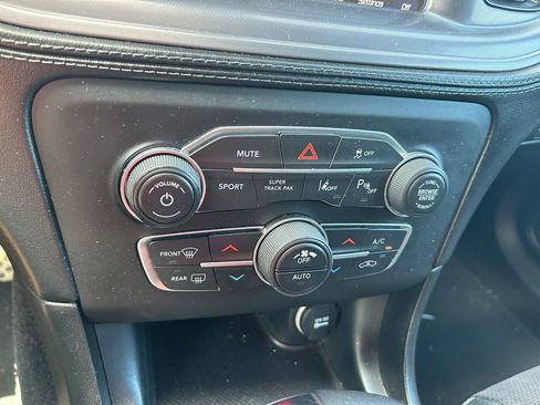 Used 2023 Dodge Charger R/T w/ Plus Group RWD image 26