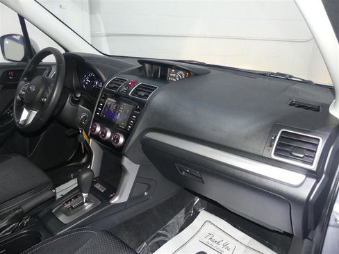 Used 2018 Subaru Forester 2.5i Premium image 25