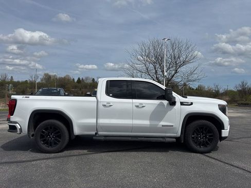 Used 2025 GMC Sierra 1500 Elevation w/ Preferred Package AWD/4WD image 3