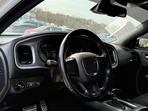 Used 2019 Dodge Charger Scat Pack w/ Daytona Edition Group image 2