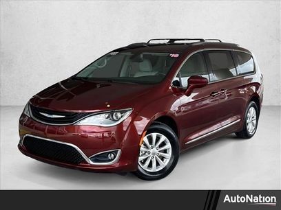 Used 2018 Chrysler Pacifica Touring-L