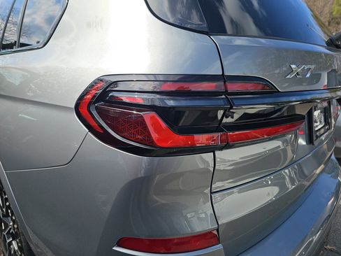 New 2026 BMW X7 xDrive40i w/ M Sport Package image 35