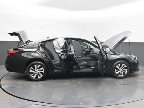 Certified 2025 Nissan Altima 2.5 S image 44