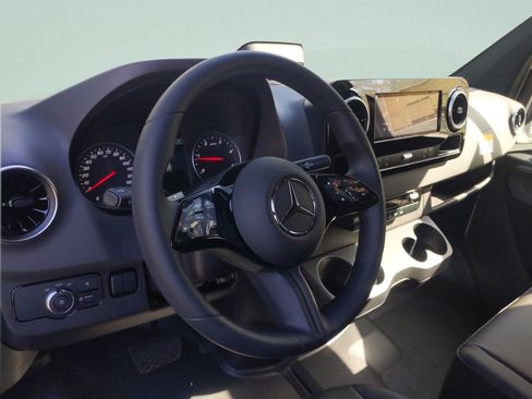 New 2025 Mercedes-Benz Sprinter 3500 image 4