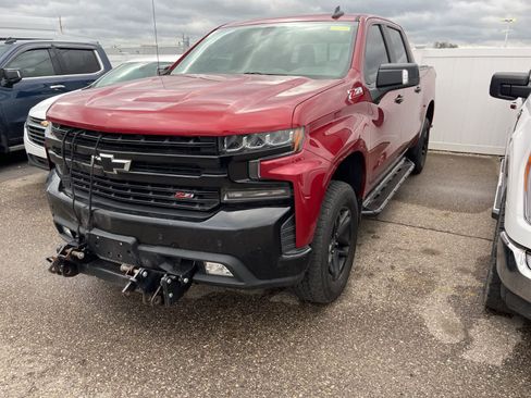Used 2019 Chevrolet Silverado 1500 LT Trail Boss image 2