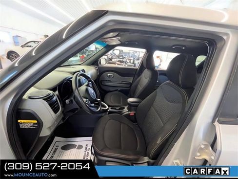 Used 2018 Kia Soul image 17