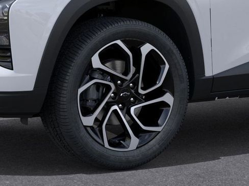 New 2026 Chevrolet Trax RS w/ Driver Confidence Package image 9