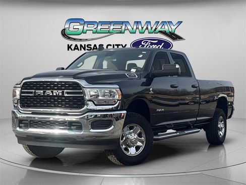 Used 2022 RAM 2500 Big Horn image 3