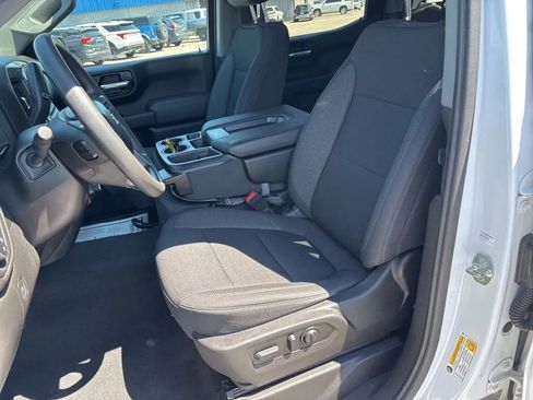 Used 2022 Chevrolet Silverado 1500 Custom Trail Boss w/ Safety Confidence Package AWD/4WD image 23