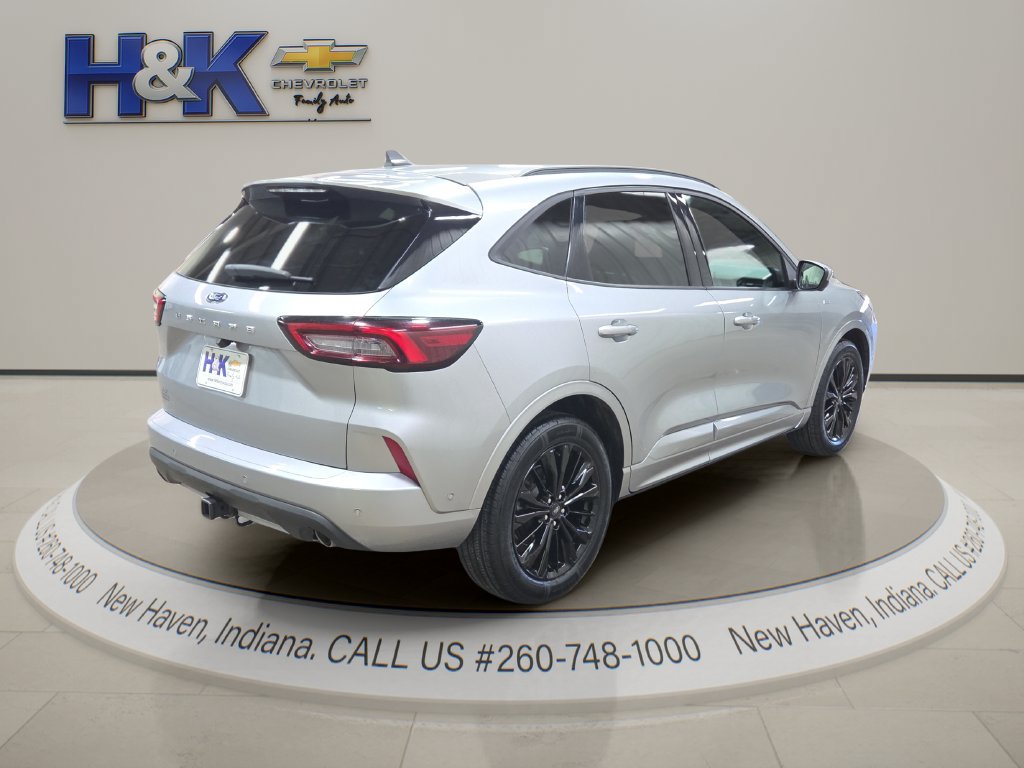 Used 2023 Ford Escape ST-Line Elite w/ Premium Technology Package AWD/4WD image 6
