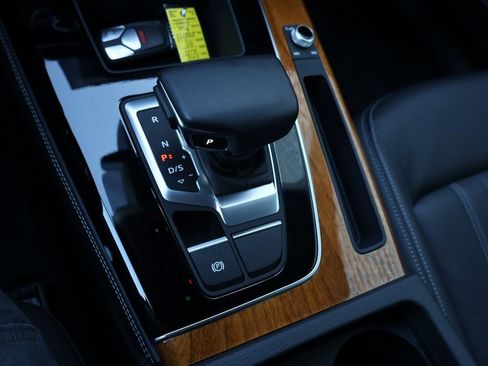 Used 2023 Audi Q5 2.0T Premium Plus w/ Premium Plus Package image 28