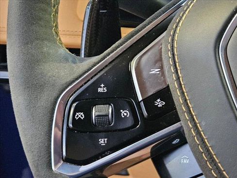 Used 2025 Chevrolet Corvette E-Ray w/ Stealth Interior Trim Package AWD/4WD image 20